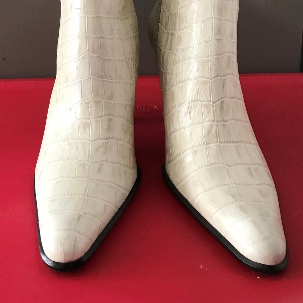 VOZ Croc Print off white leather heel Boot V.O.Z